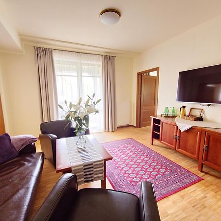 Jasny Dwor Hotel Поляница-Здрой Екстериор снимка
