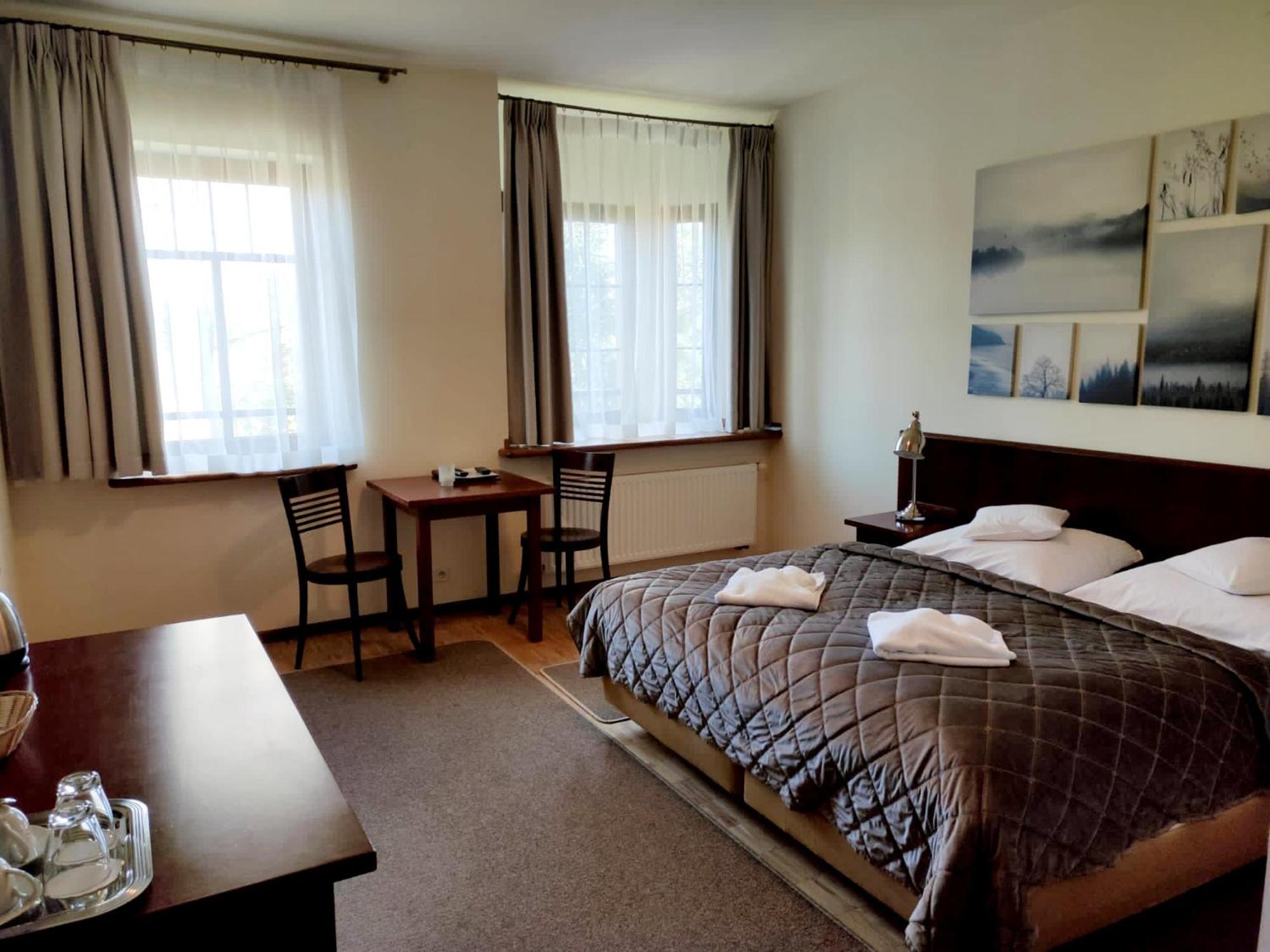 Jasny Dwor Hotel Поляница-Здрой Екстериор снимка