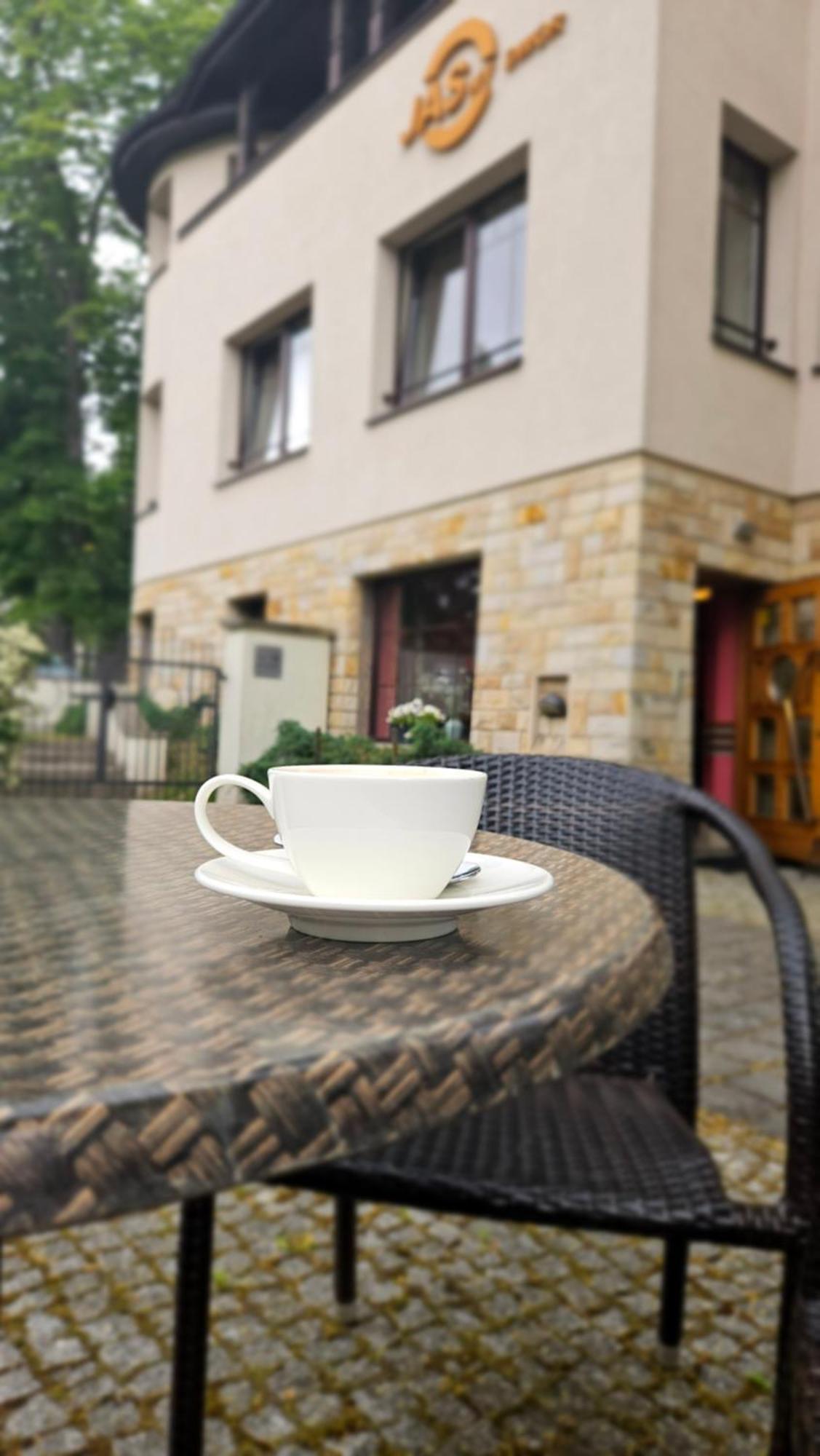 Jasny Dwor Hotel Поляница-Здрой Екстериор снимка