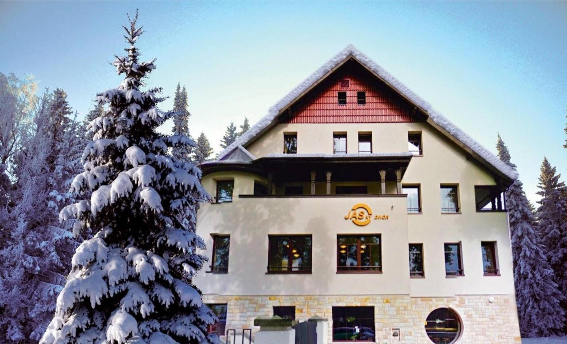 Jasny Dwor Hotel Поляница-Здрой Екстериор снимка