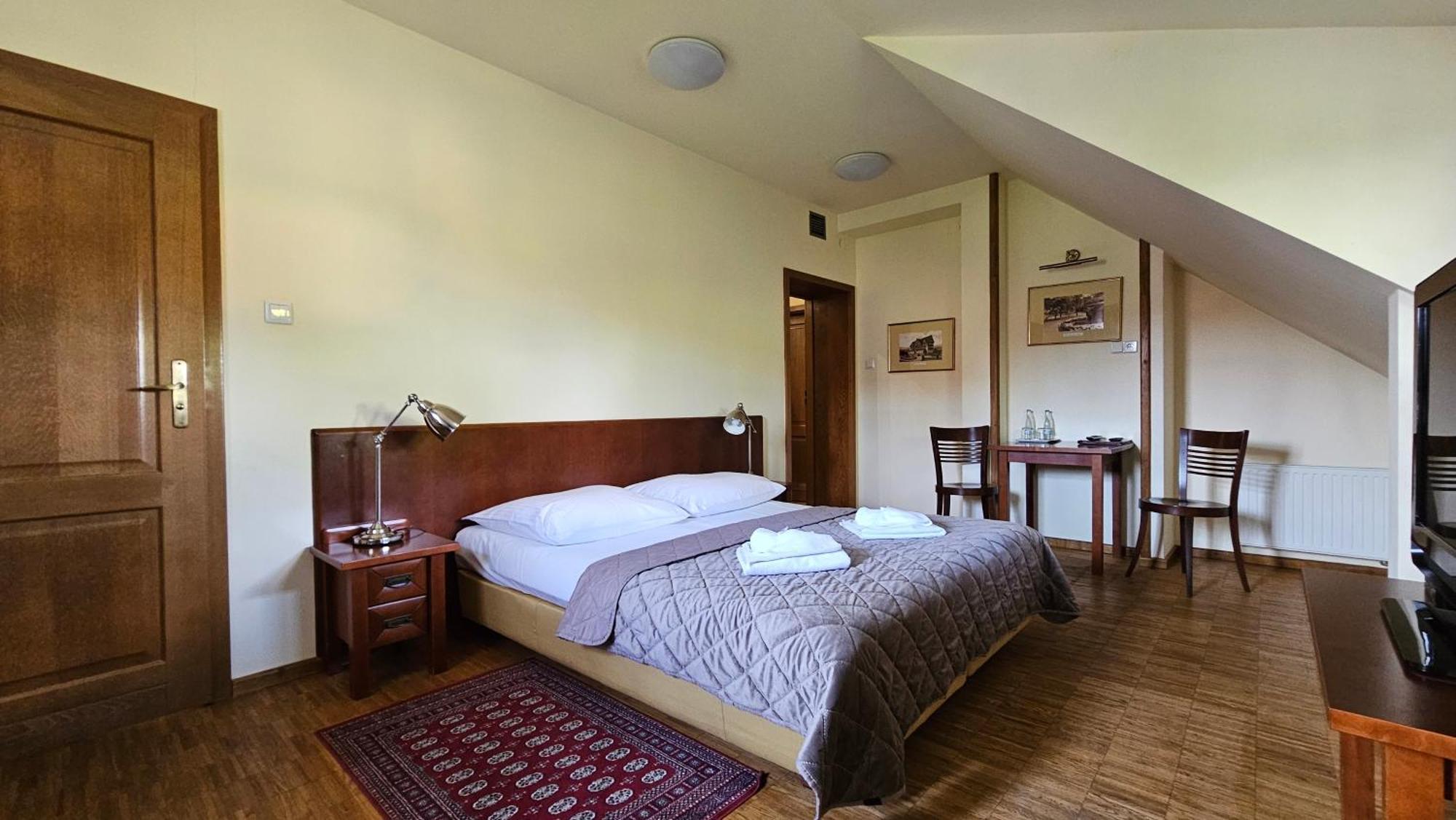 Jasny Dwor Hotel Поляница-Здрой Екстериор снимка