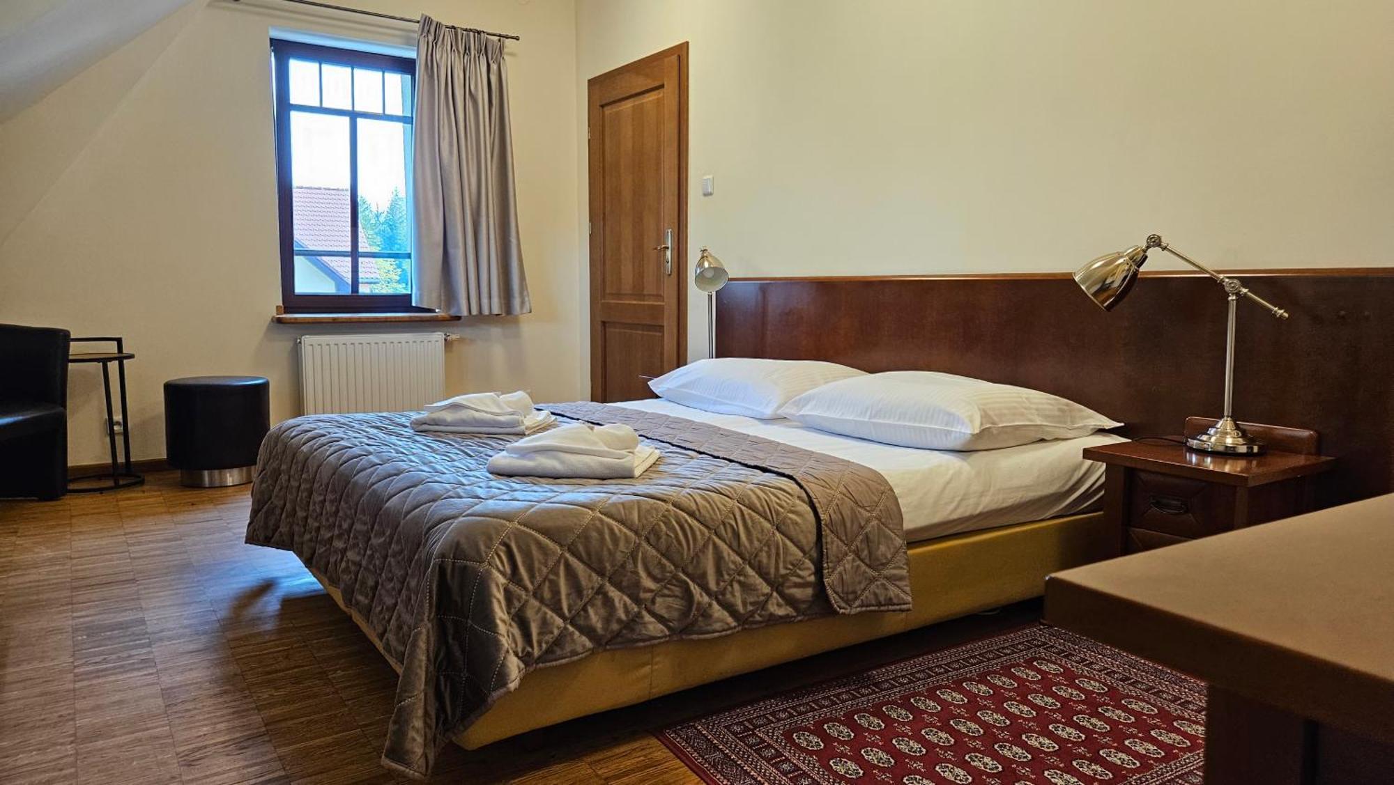 Jasny Dwor Hotel Поляница-Здрой Екстериор снимка